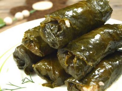 Sărmăluțe de Curcan în foi de Viță - 25 bucăți