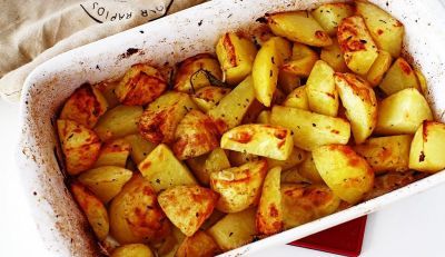 Piept de pui umplut, ciupercuțe umplute, sos de smântână