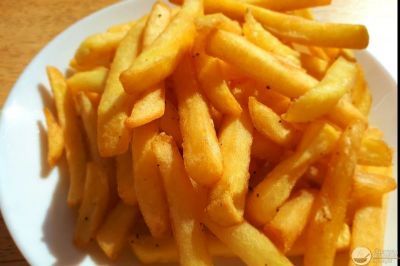 Cordon bleu + Cartofi prajiti+ Tiramisu