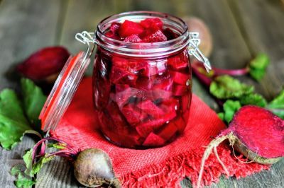 File șalău in sos butter lemon, orez , salata de sfecla